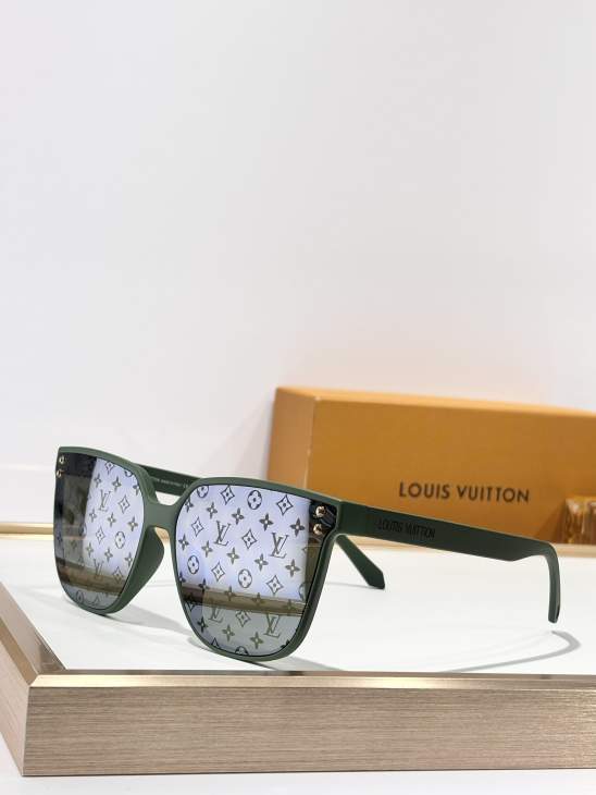 Picture of Louis Vuitton Sunglasses _SKUfw76323968fw